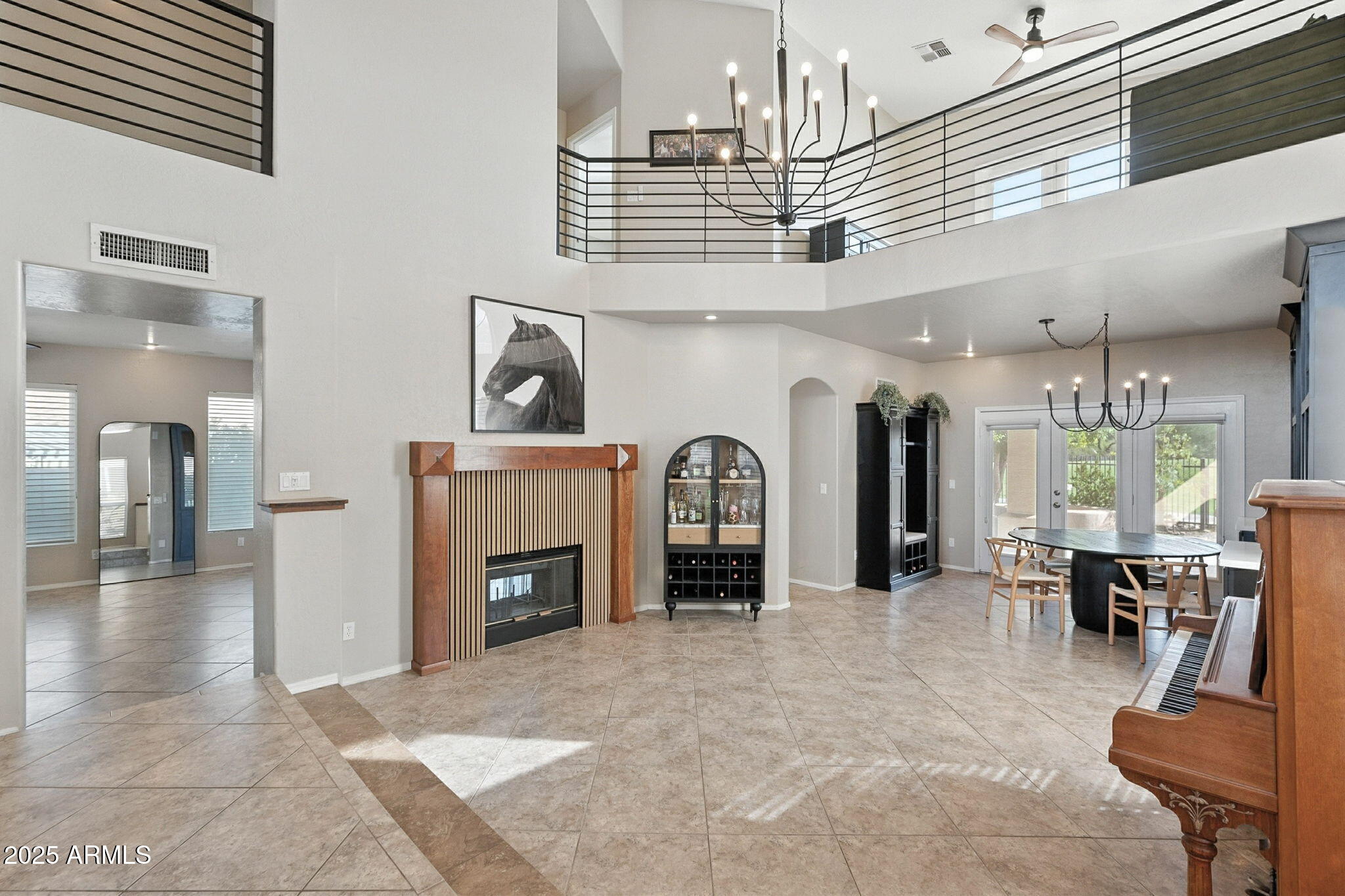 5019 E LA MIRADA Way