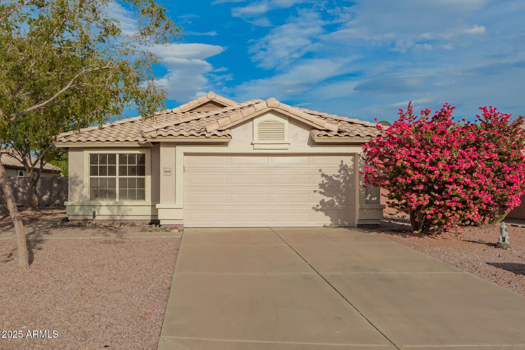 Photo of 19519 N 53rd Drive, Glendale, AZ 85308 (MLS # 6923112)