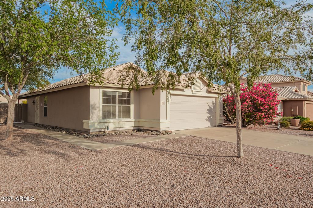 Photo of 19519 N 53rd Drive, Glendale, AZ 85308 (MLS # 6923112)
