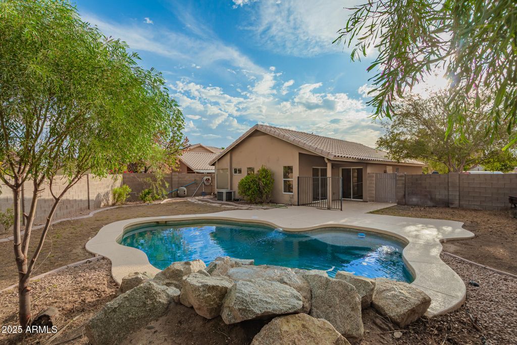 Photo of 19519 N 53rd Drive, Glendale, AZ 85308 (MLS # 6923112)