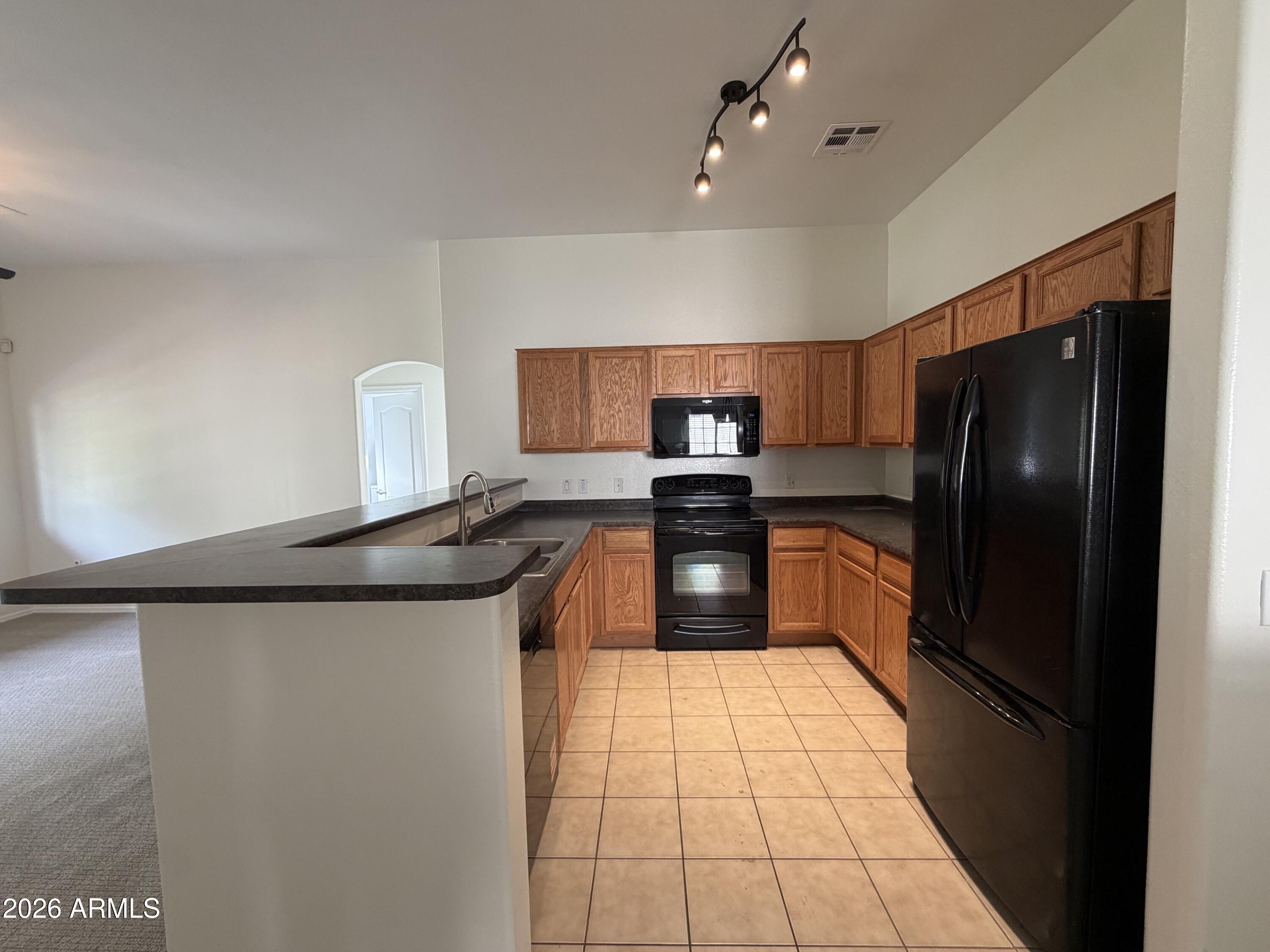 2727 N PRICE Road 60