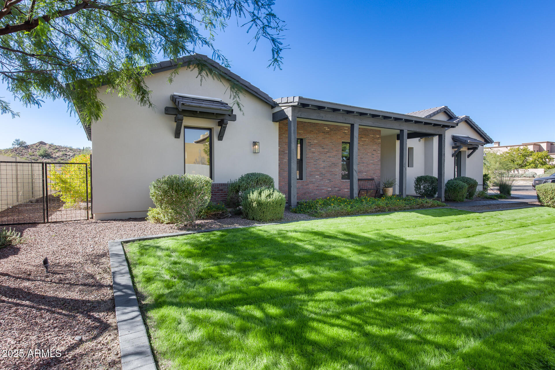 6439 W TOMBSTONE Trail