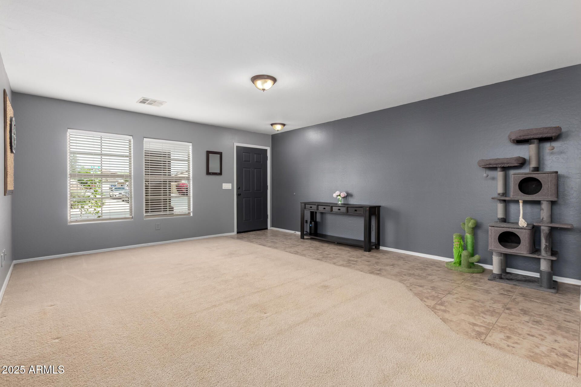 11737 W ROBIN Drive
