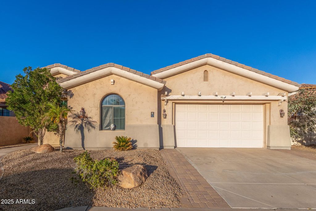 Photo of 14380 W Monte Vista Road, Goodyear, AZ 85395 (MLS # 6956439)