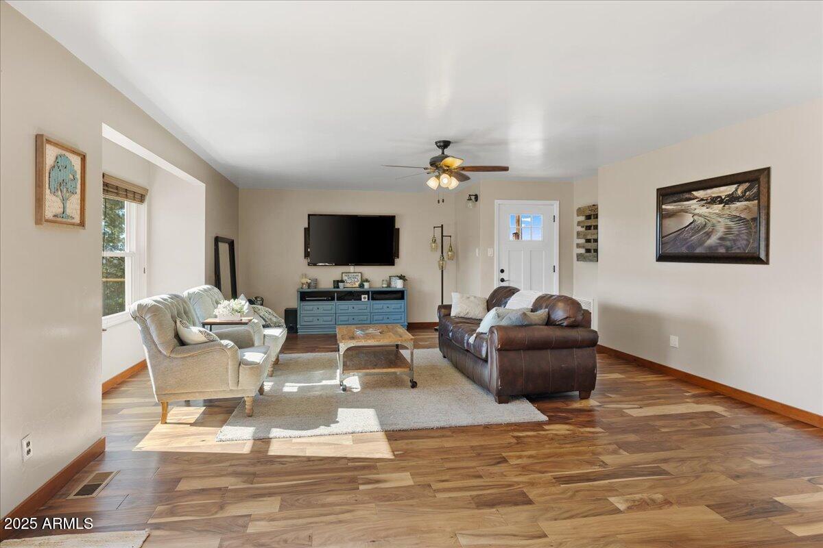 14800 N Deer View Trail