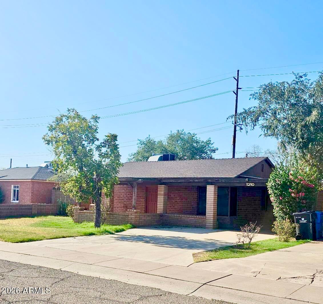3230 E MCKINLEY Street