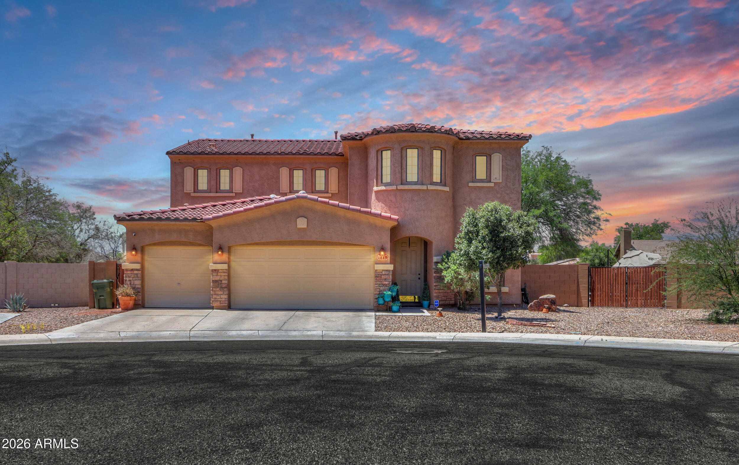 1440 E Cody Circle