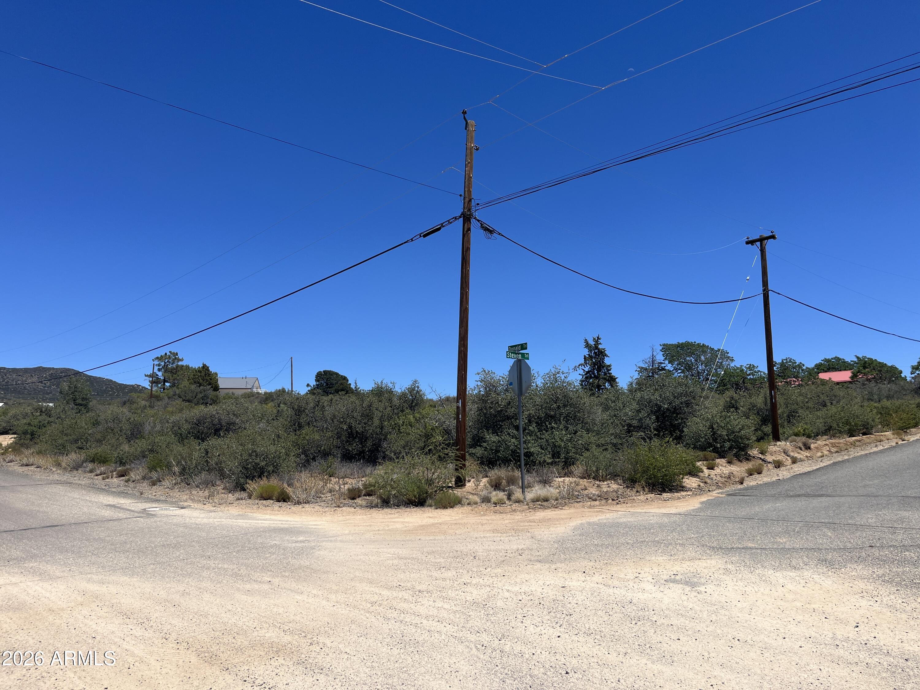 9488 S STEVEN Trail -