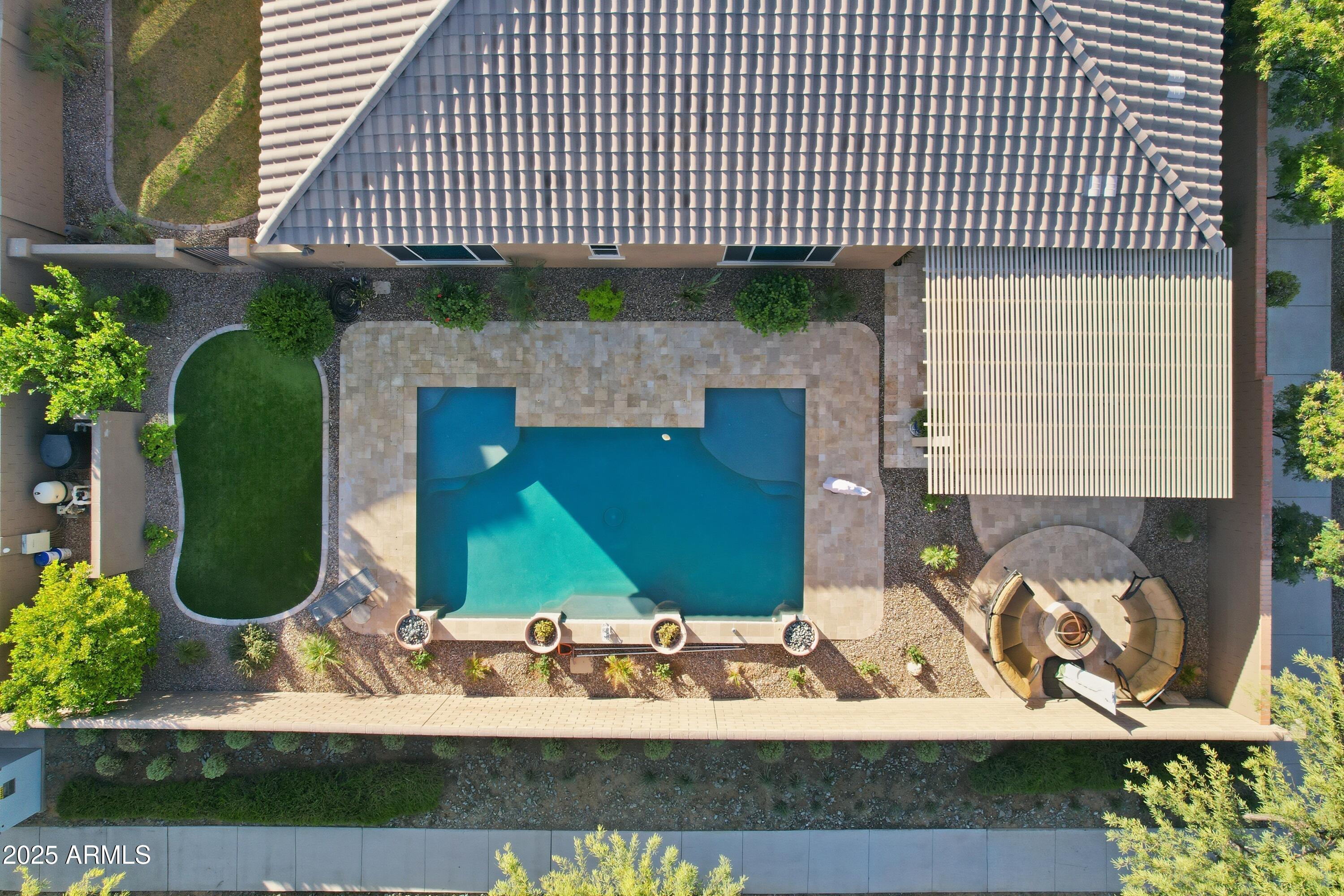 10702 E LUMIERE Avenue