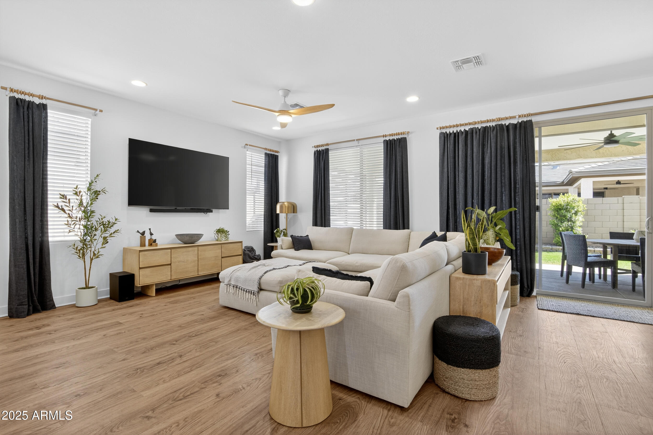 Homes for Sale in Queen Creek Arizona 4 1315 W VIA DE OLIVOS --