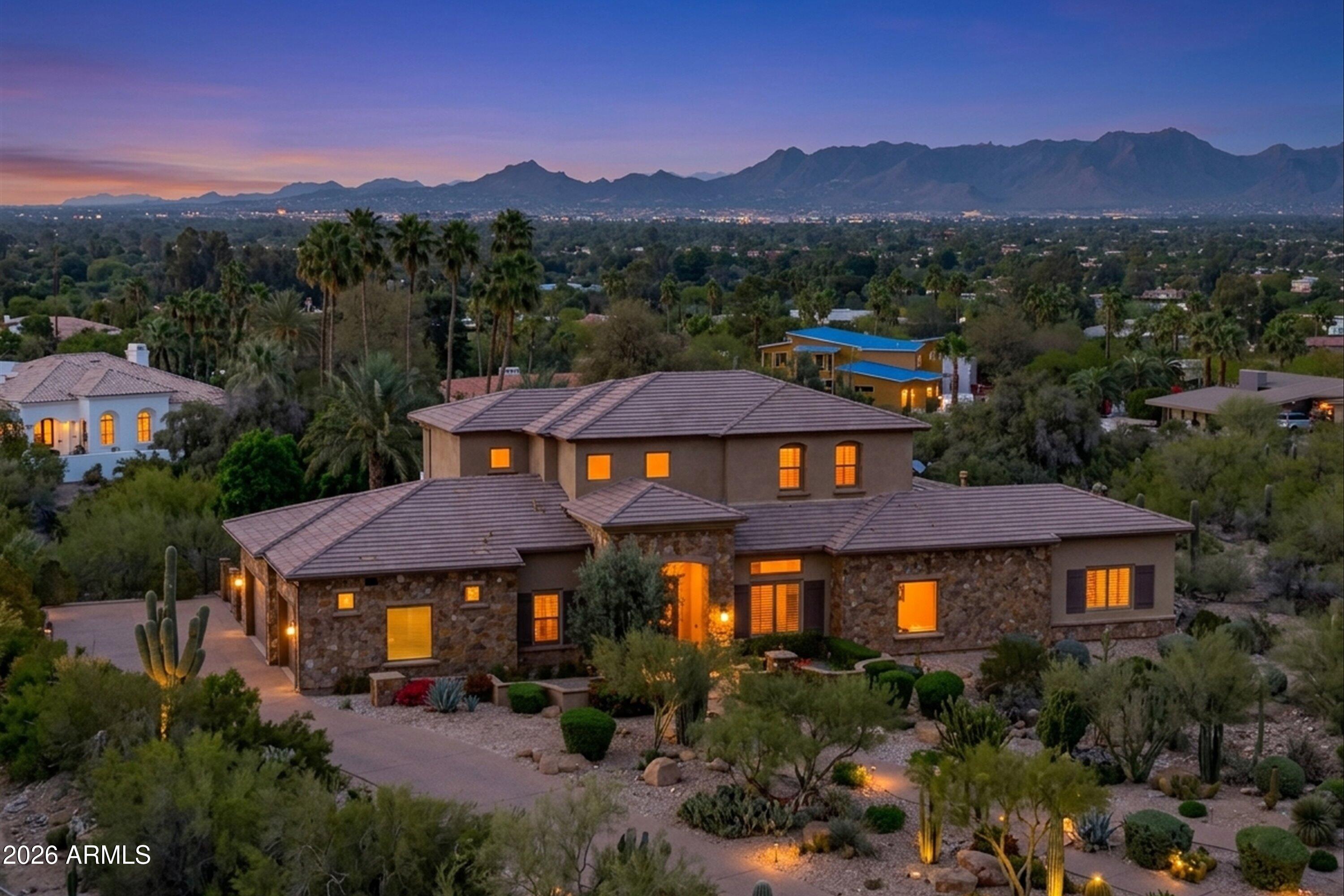 4602 E MOCKINGBIRD Lane