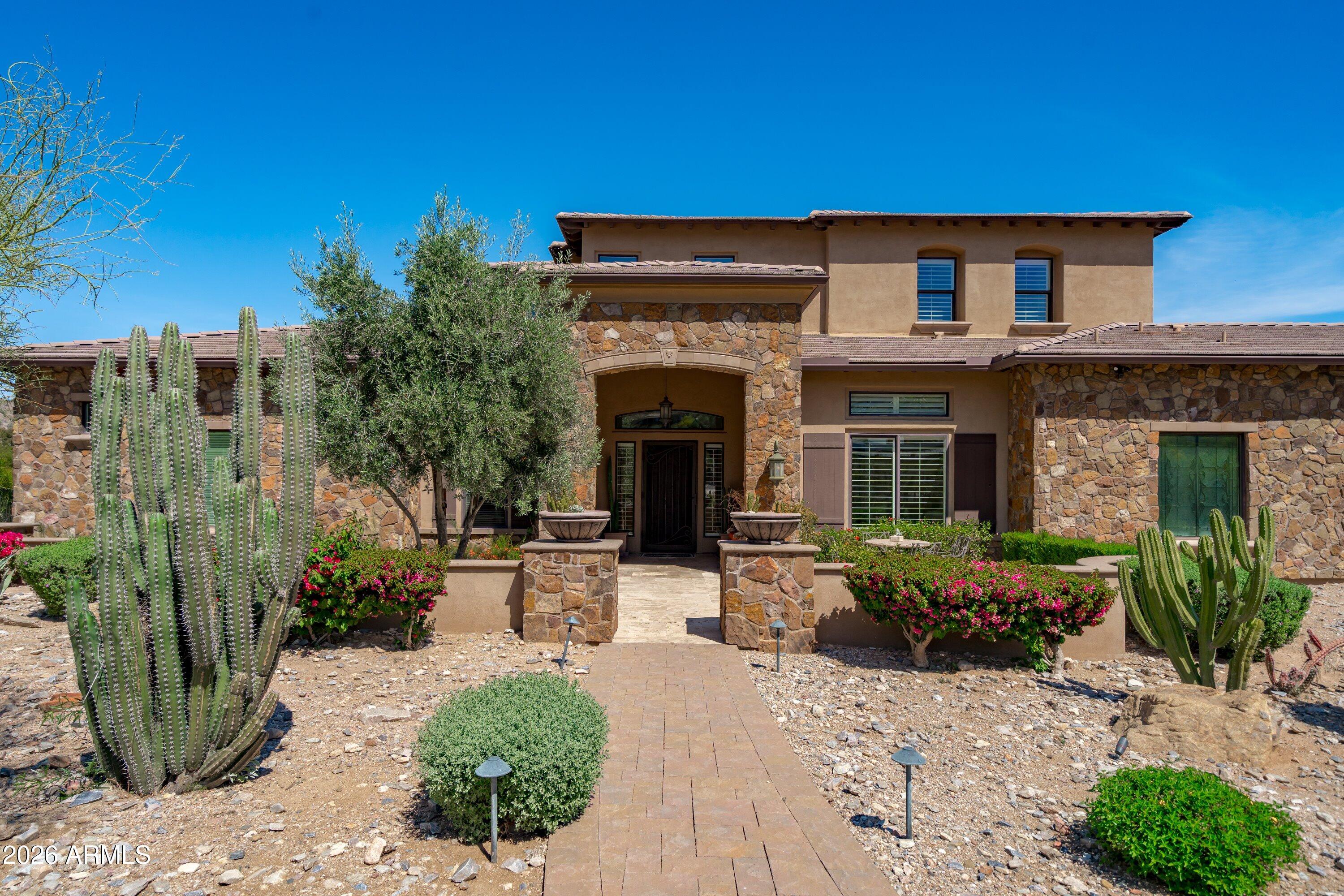 4602 E MOCKINGBIRD Lane