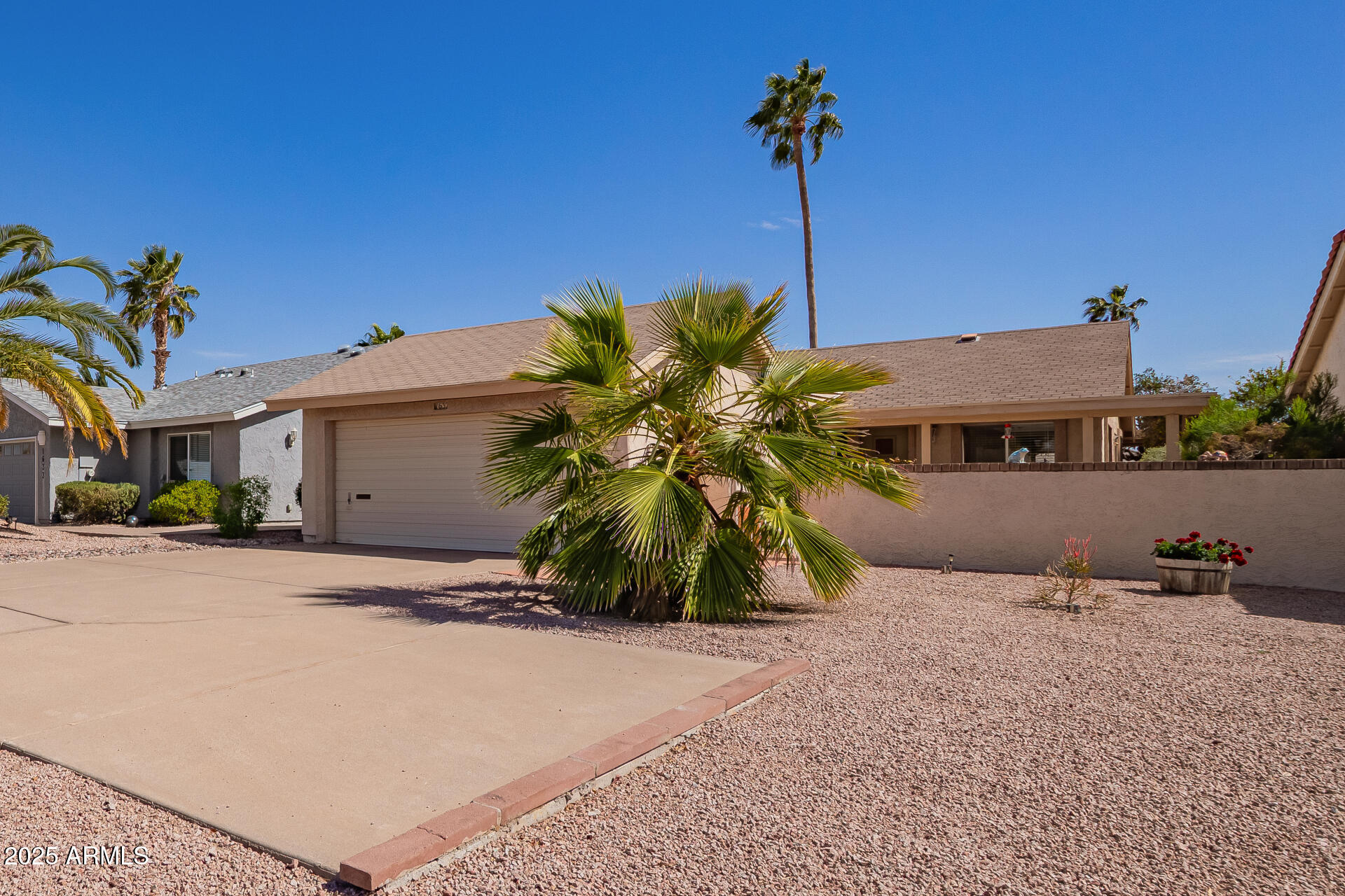 1632 LEISURE WORLD --