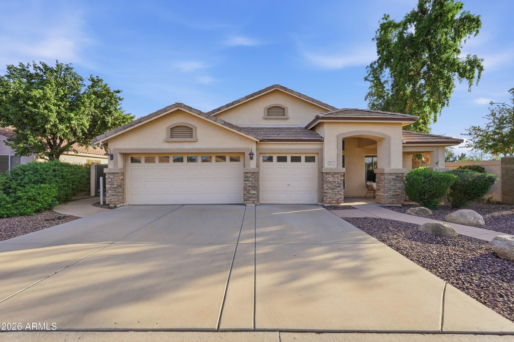 Photo of 5633 E Grove Circle, Mesa, AZ 85206 (MLS # 7090979)