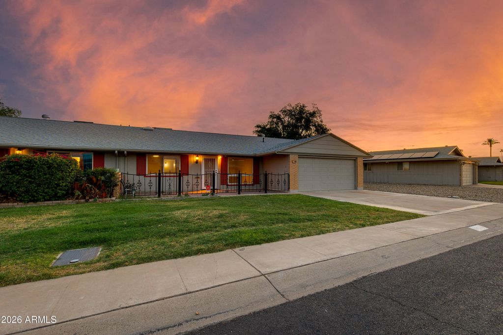 Photo of 10303 W Bright Angel Circle, Sun City, AZ 85351 (MLS # 7013392)