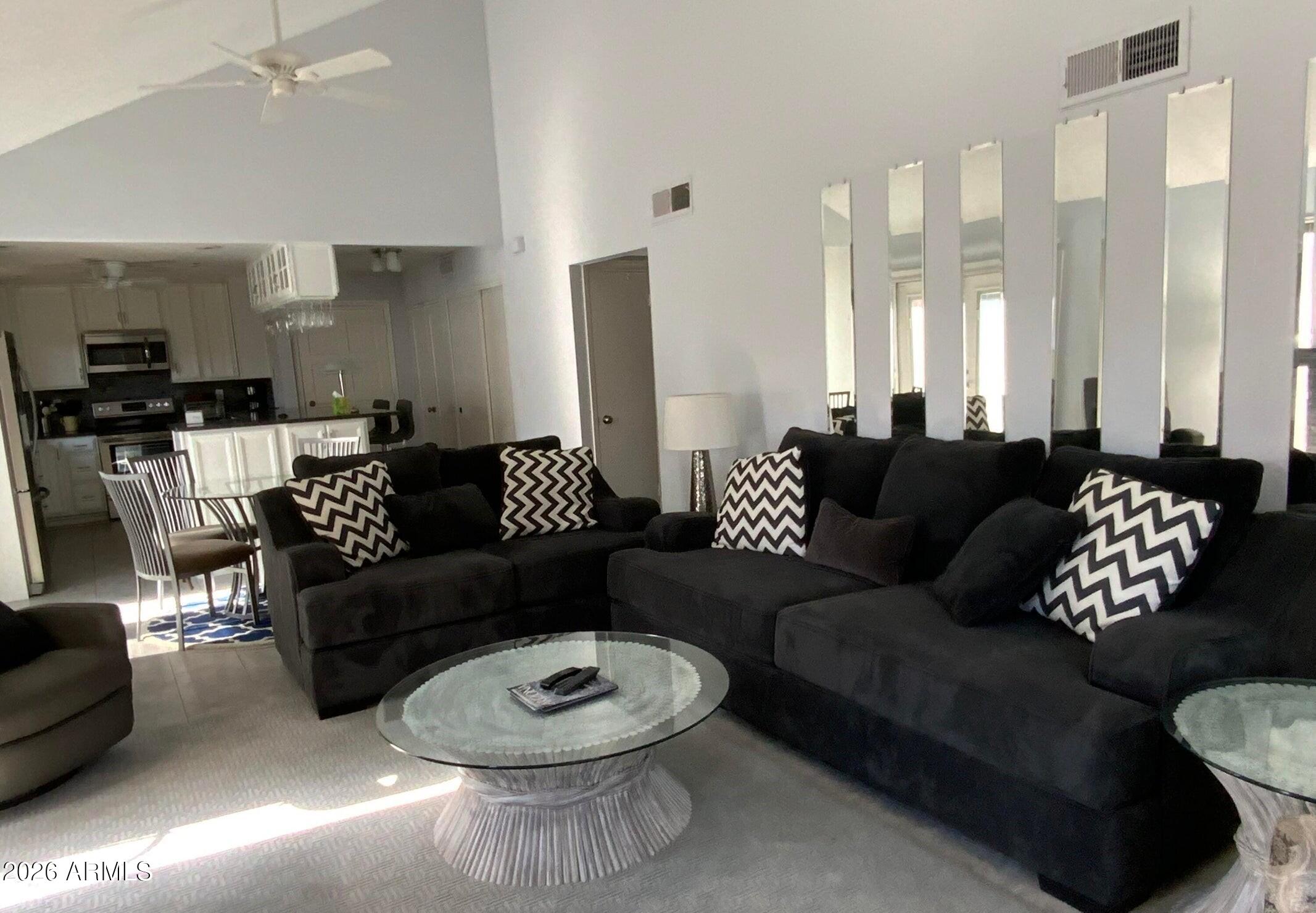 7432 N VIA CAMELLO DEL NORTE -- 174