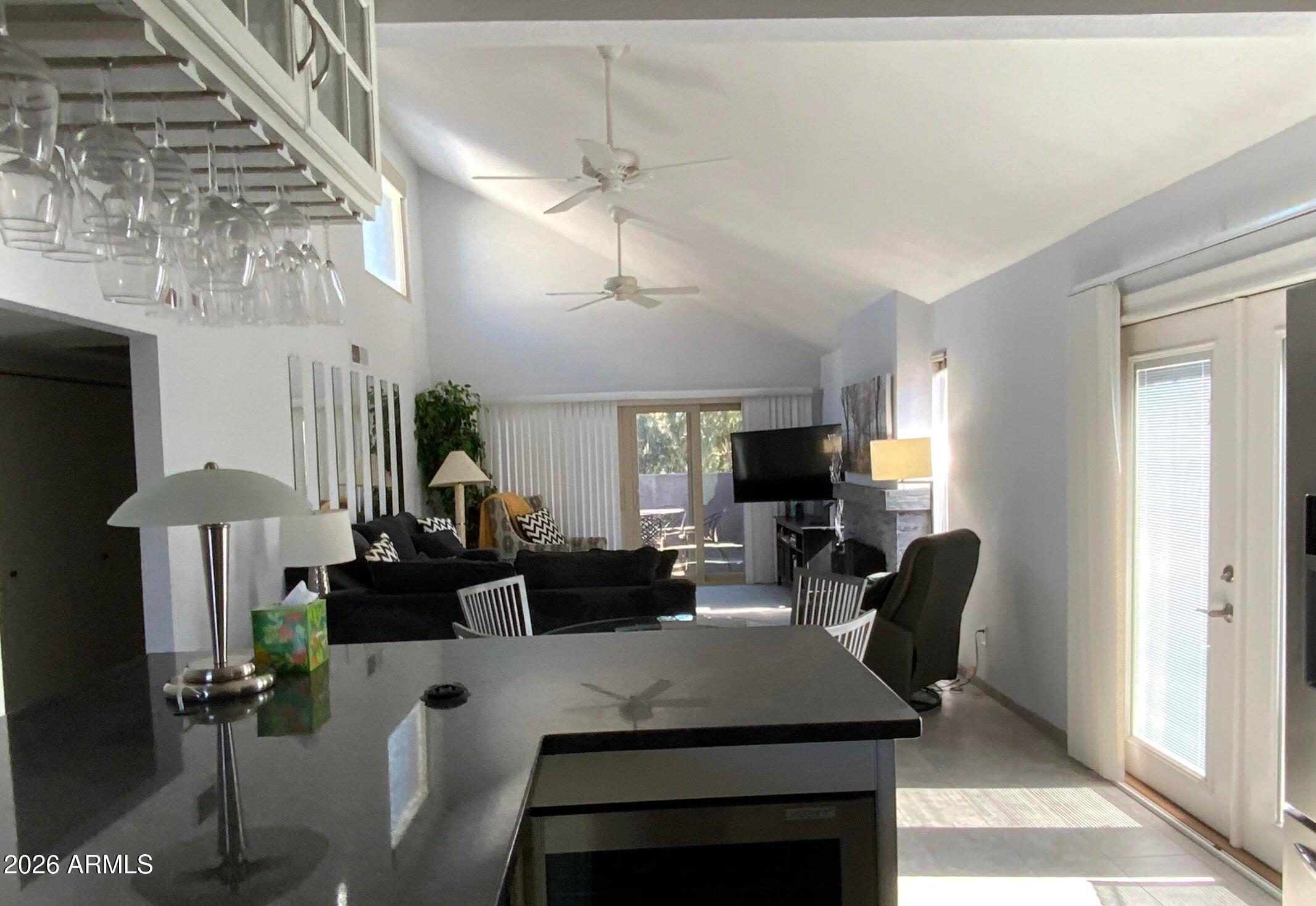 7432 N VIA CAMELLO DEL NORTE -- 174