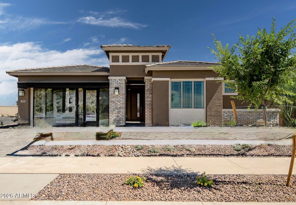 Photo of 788 W Pelican Drive, Queen Creek, AZ 85140 (MLS # 7007280)
