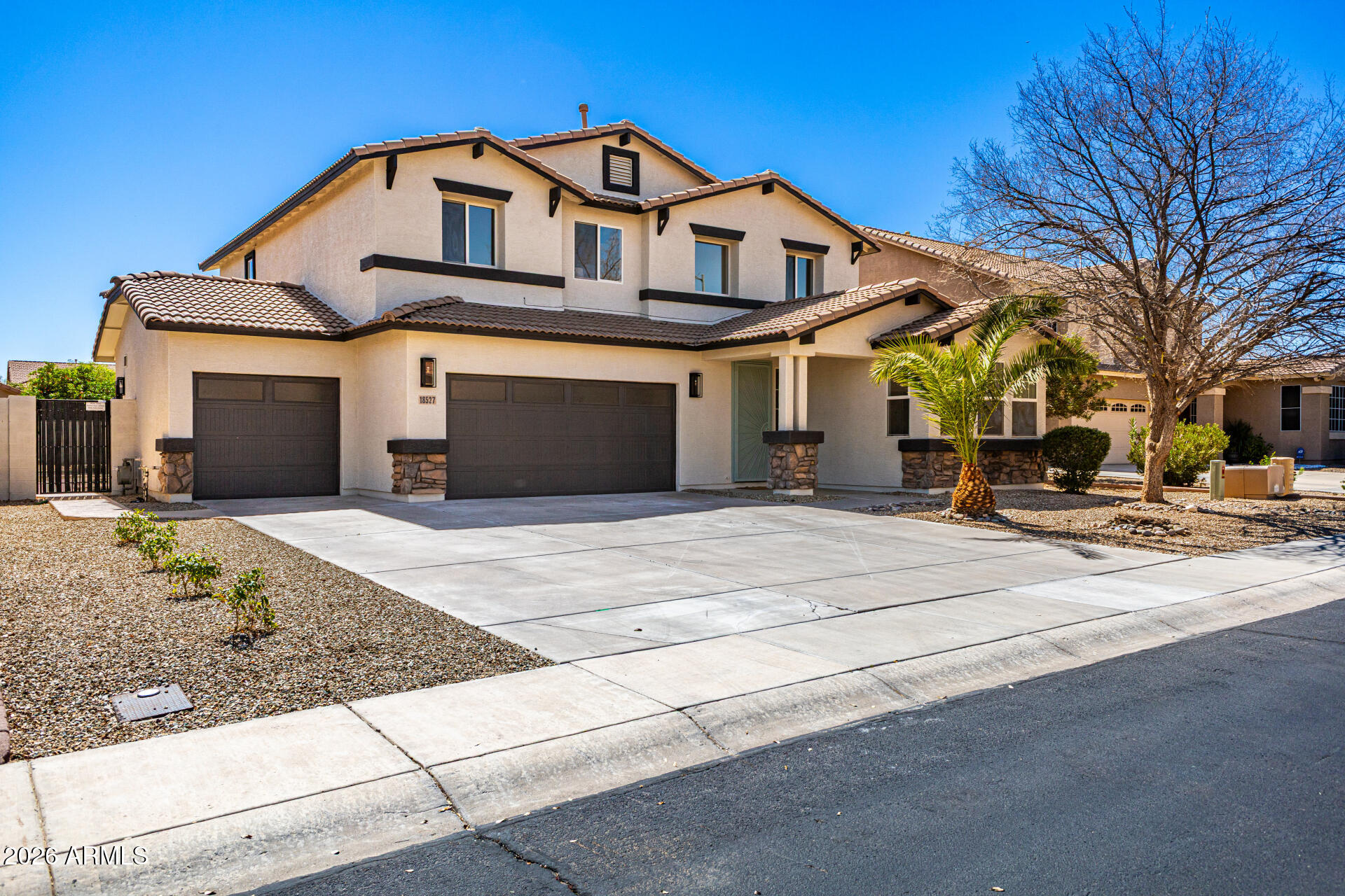 18527 W CARIBBEAN Lane