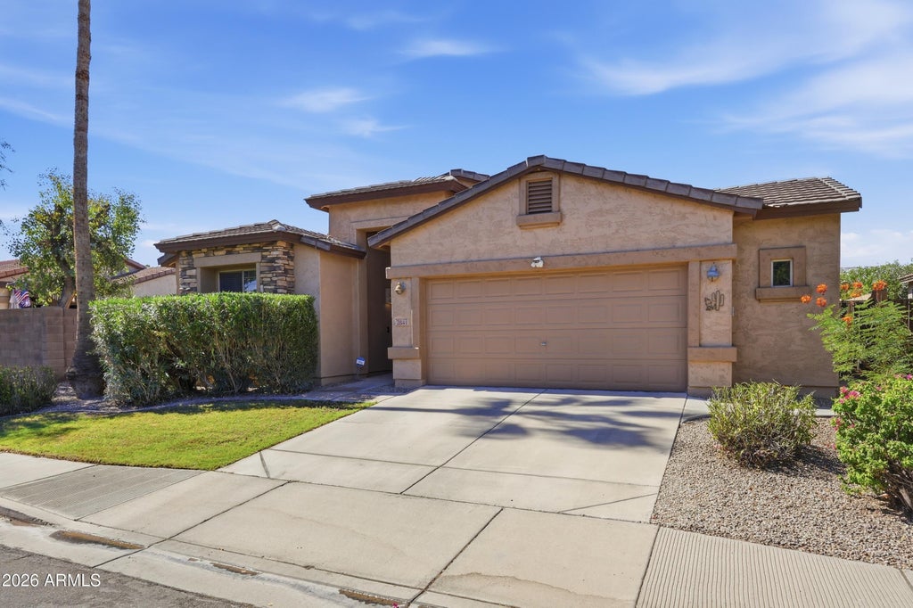 Photo of 2841 E Carla Vista Drive, Chandler, AZ 85225 (MLS # 7046891)