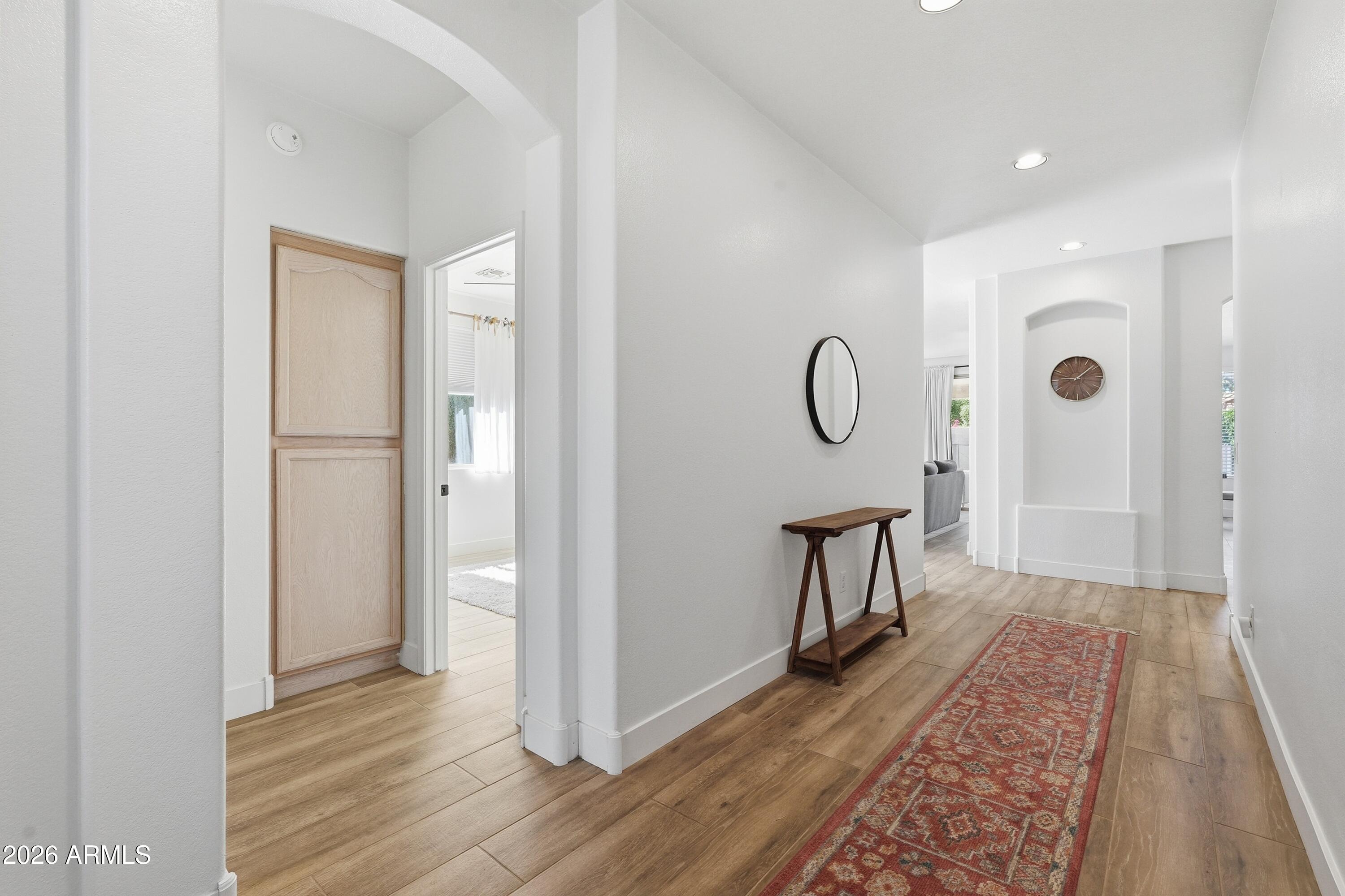 2841 E CARLA VISTA Drive
