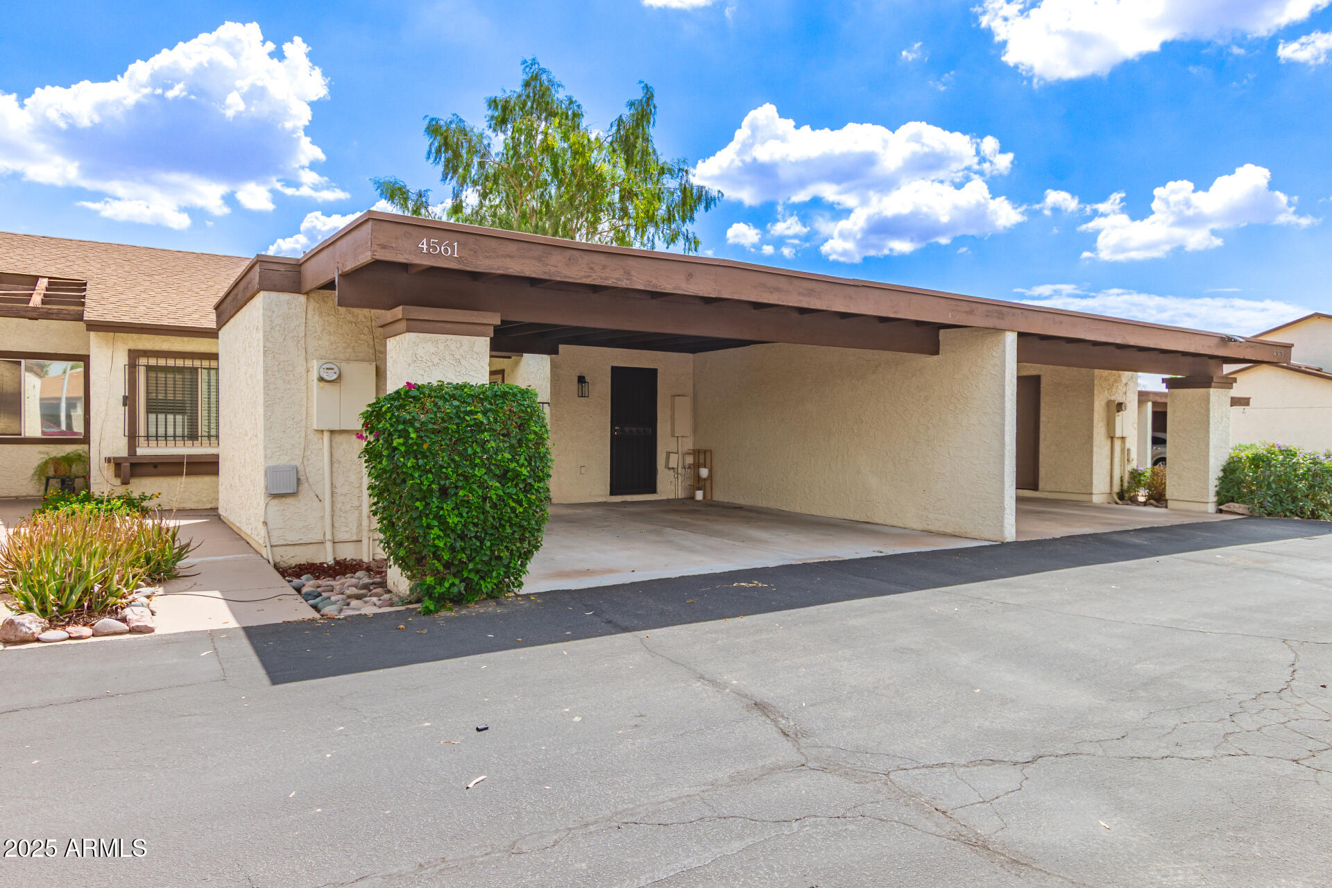 4561 W McLellan Road