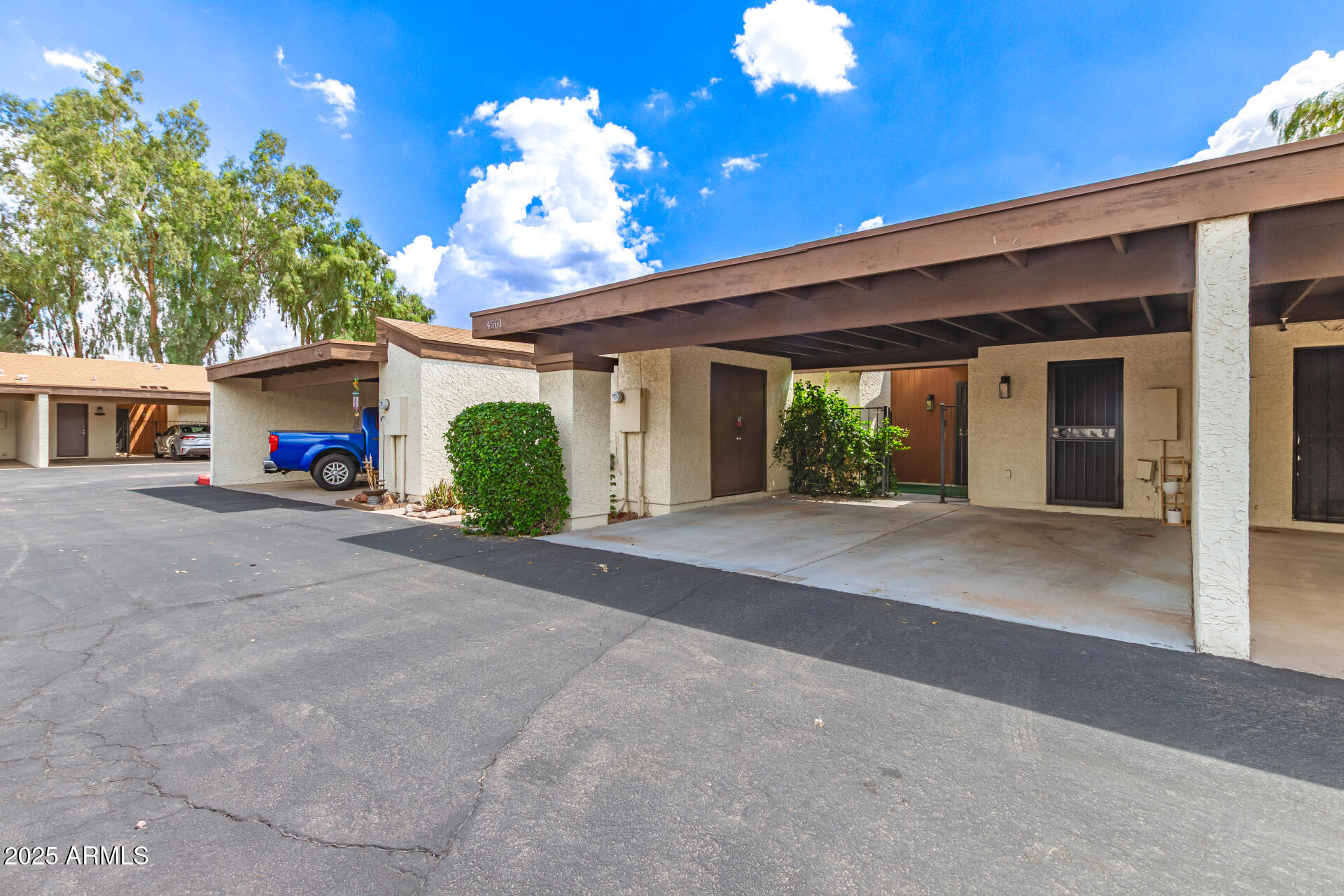 4561 W McLellan Road