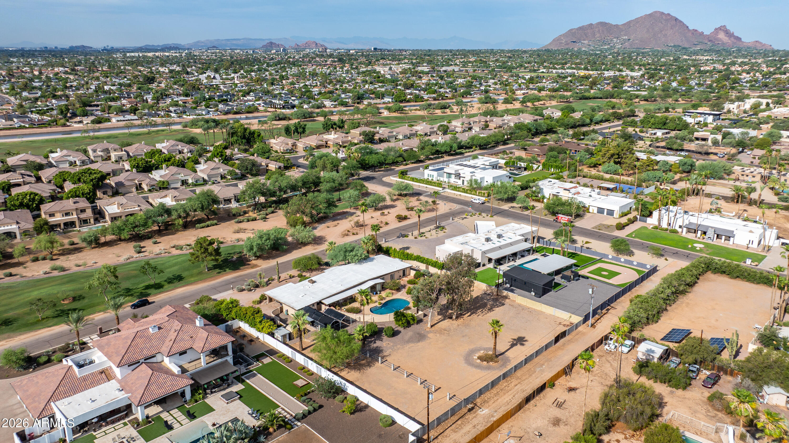 8622 E CACTUS WREN Road 27