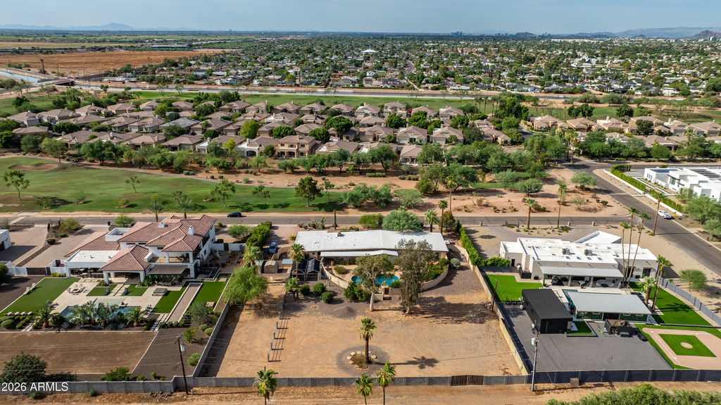 Photo of 8622 E Cactus Wren Road #27, Scottsdale, AZ 85250 (MLS # 7055991)