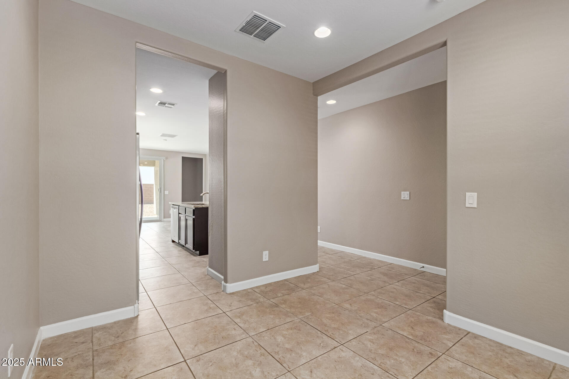 Florence, Arizona 85132, United States, 3 Bedrooms Bedrooms, ,2 BathroomsBathrooms,Residential,Pending,200907