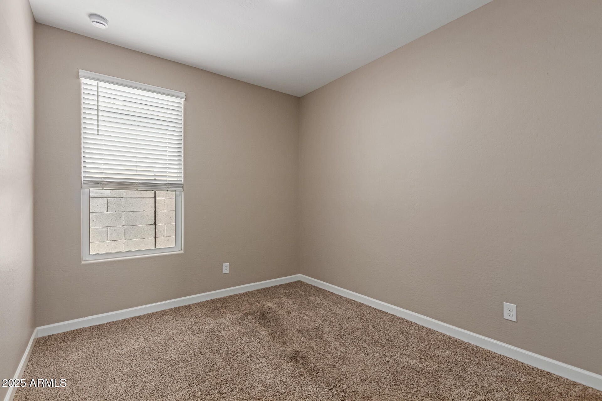 Florence, Arizona 85132, United States, 3 Bedrooms Bedrooms, ,2 BathroomsBathrooms,Residential,Pending,200907