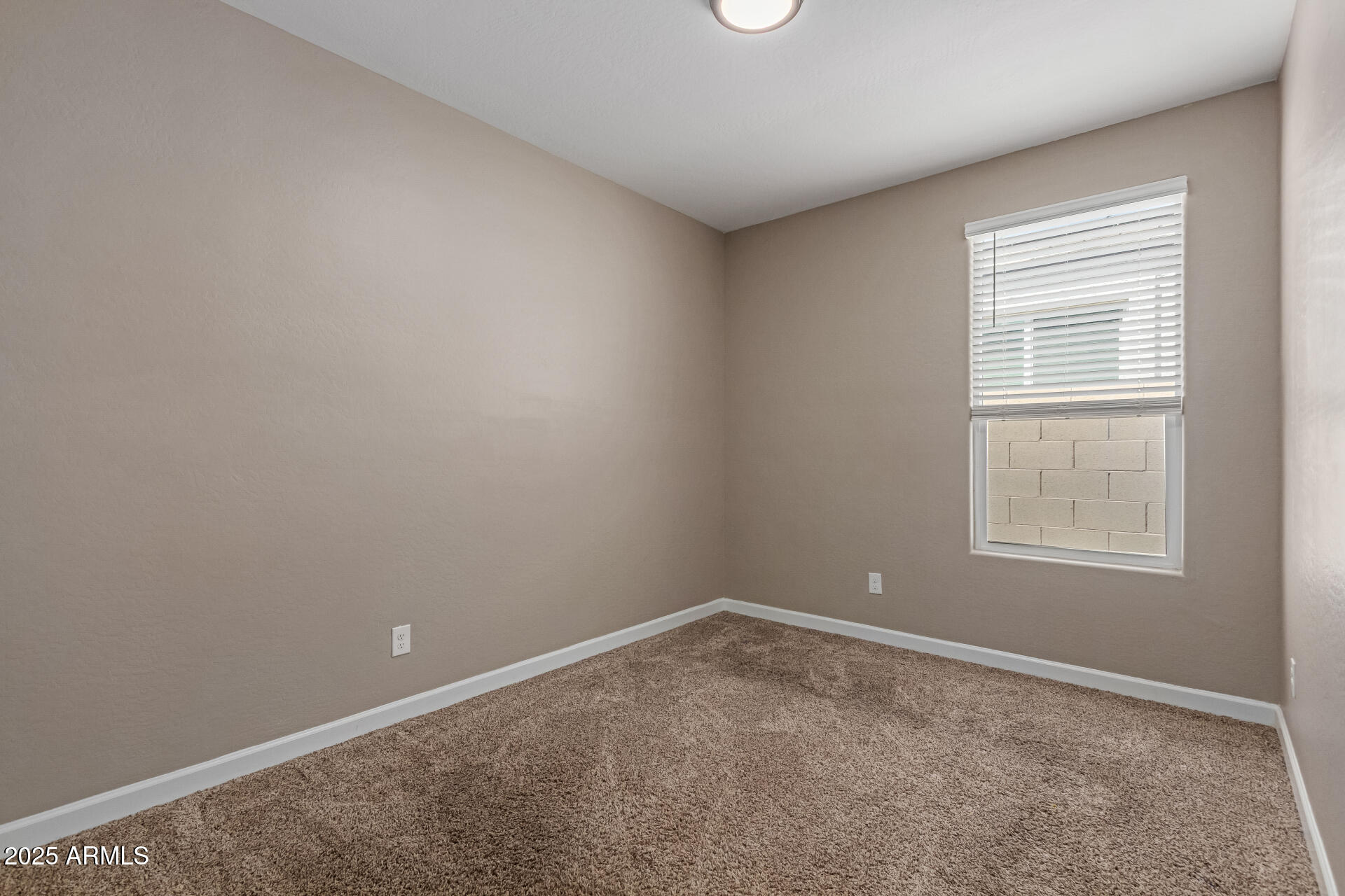 Florence, Arizona 85132, United States, 3 Bedrooms Bedrooms, ,2 BathroomsBathrooms,Residential,Pending,200907