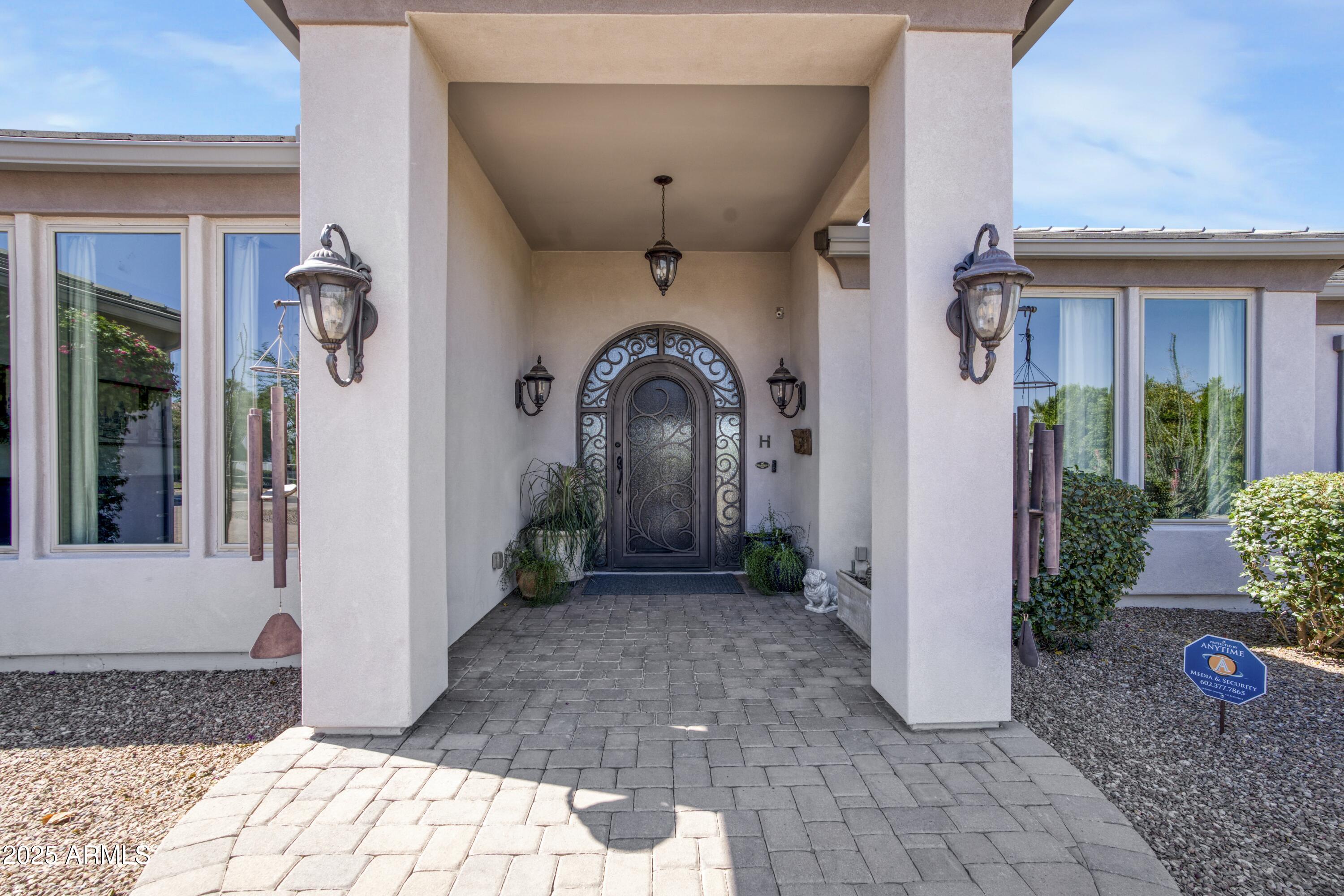 Homes 2 16645 W PAPAGO Street