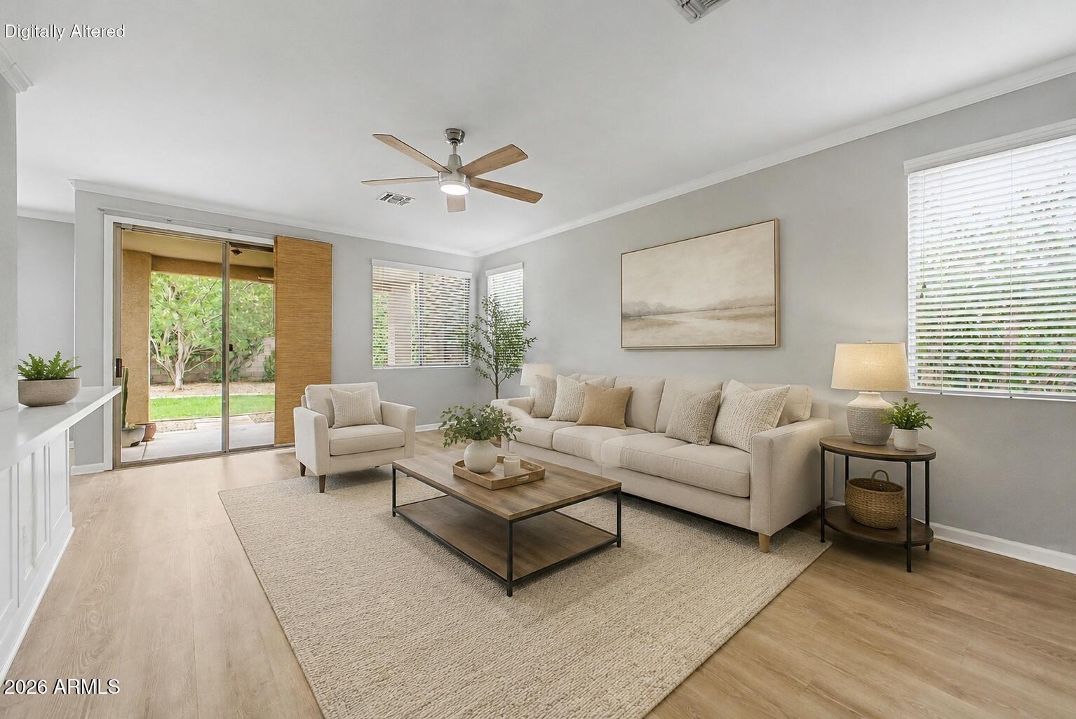 2131 E AUGUSTA Avenue