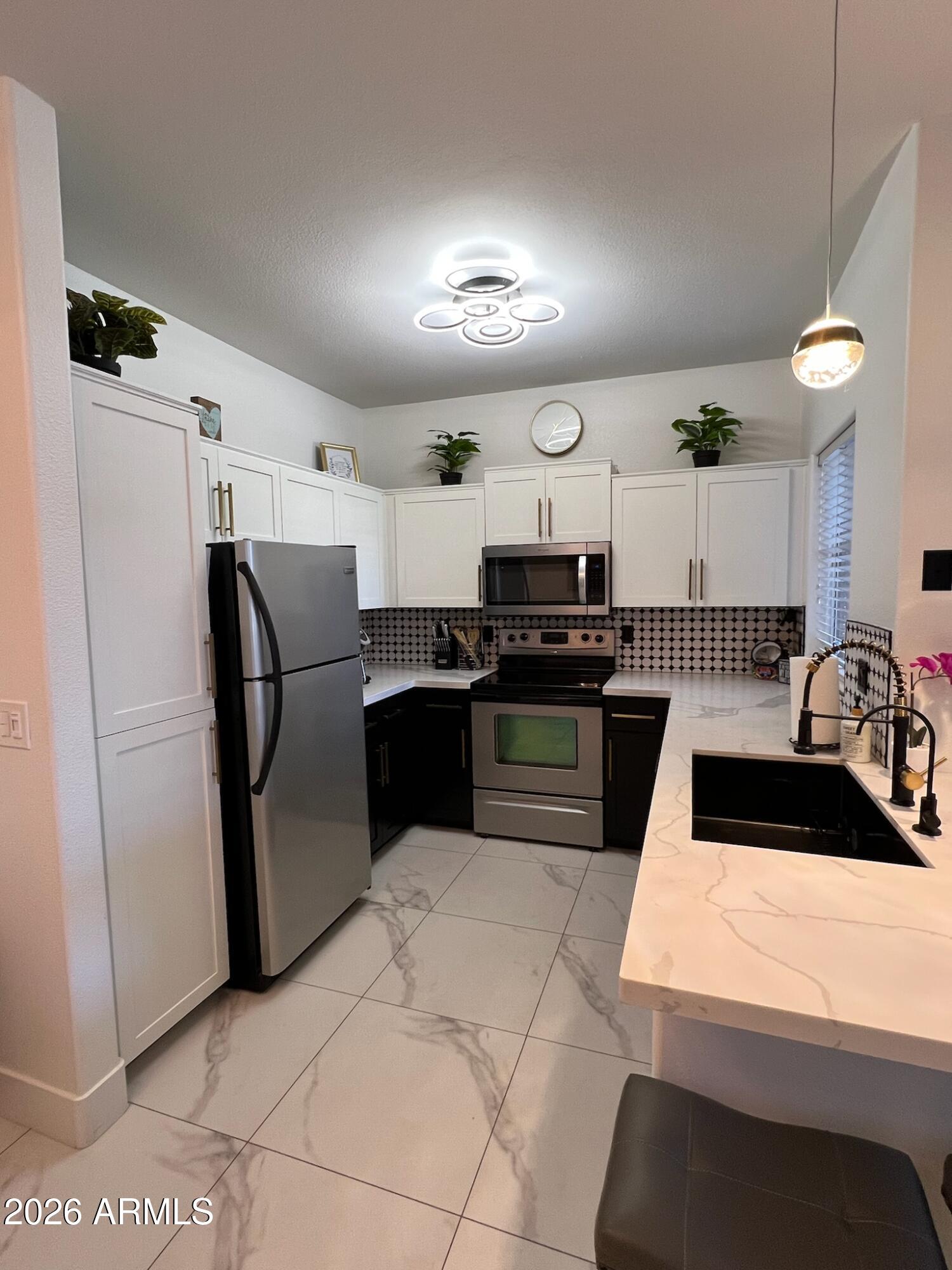 5335 E SHEA Boulevard 1111