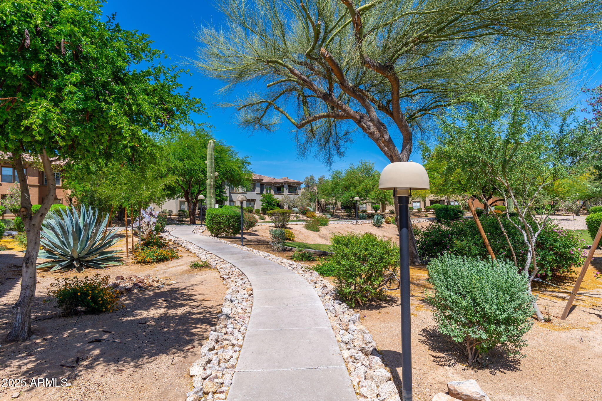 Scottsdale, Arizona 85255, United States, 2 Bedrooms Bedrooms, ,2 BathroomsBathrooms,Residential,Active,231385