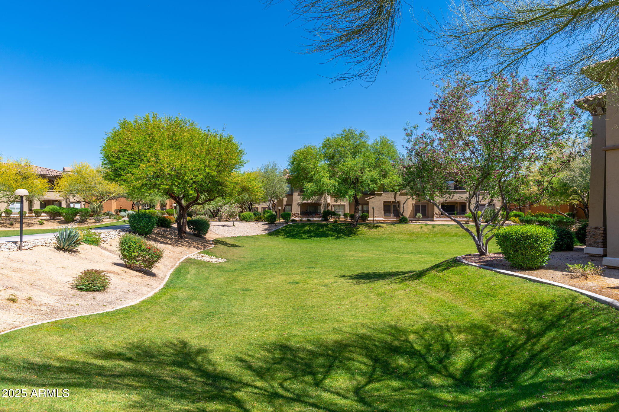 Scottsdale, Arizona 85255, United States, 2 Bedrooms Bedrooms, ,2 BathroomsBathrooms,Residential,Active,231385