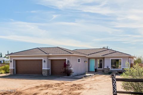 A home in Cave Creek