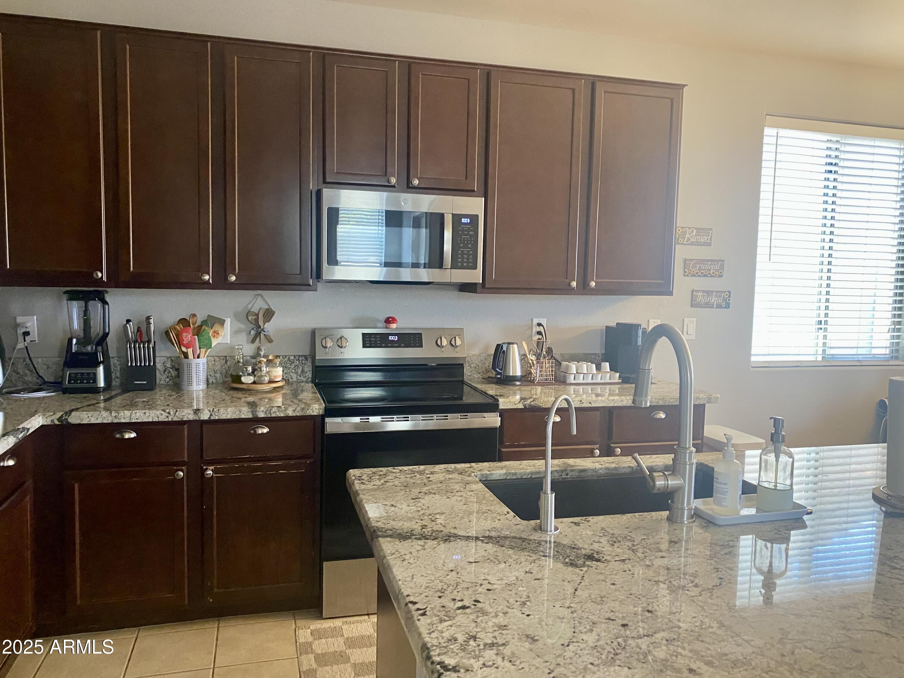 11906 N 154TH Lane N