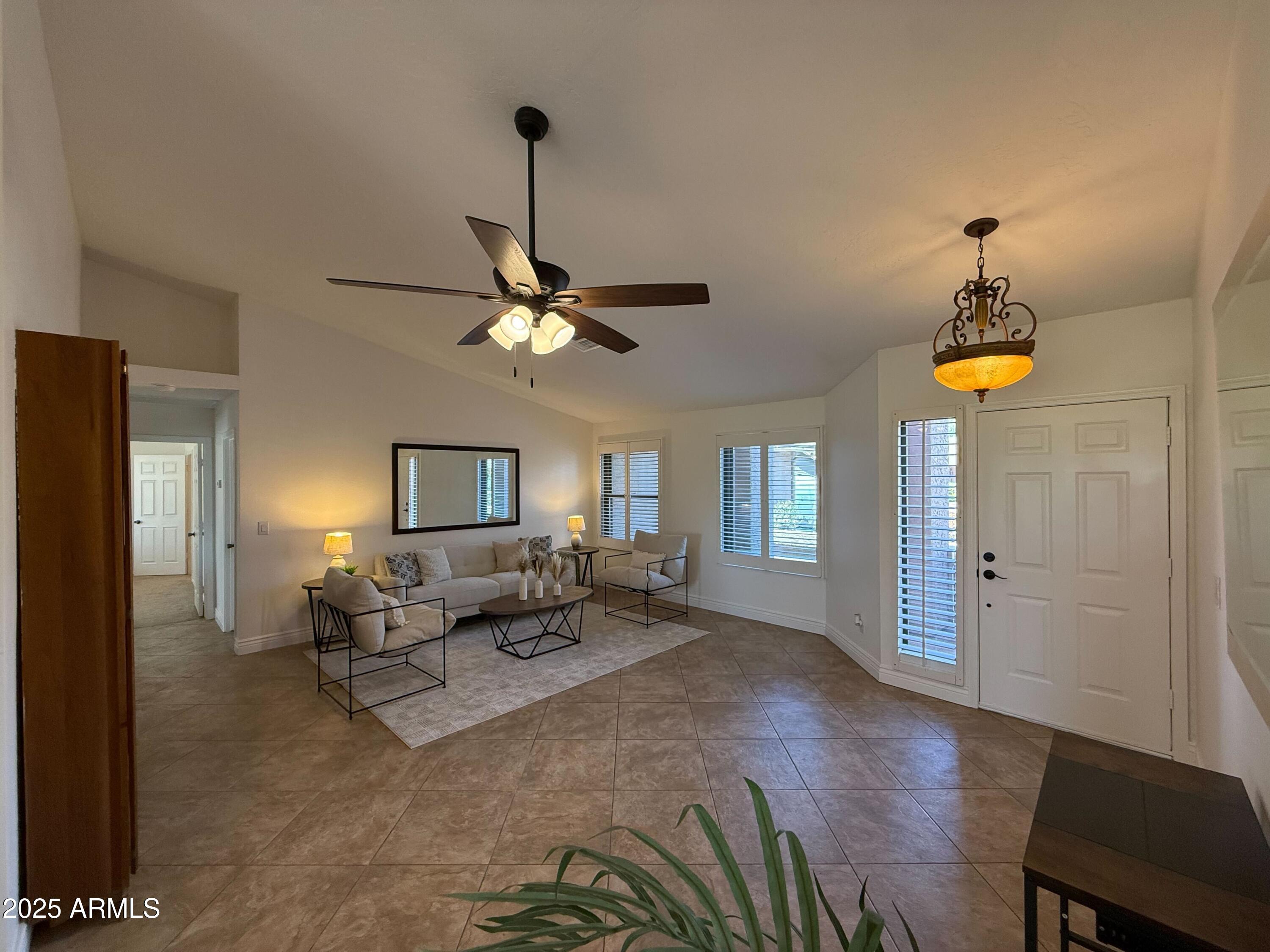 2273 LEISURE WORLD --