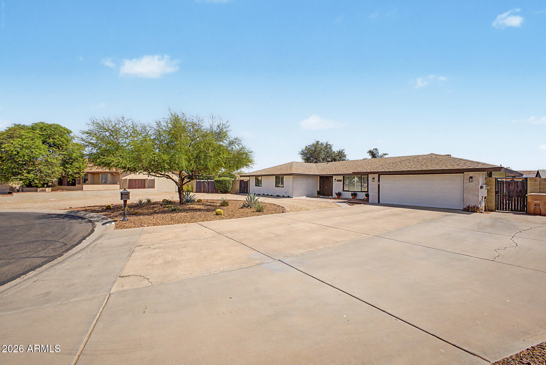8767 W VILLA HERMOSA --
