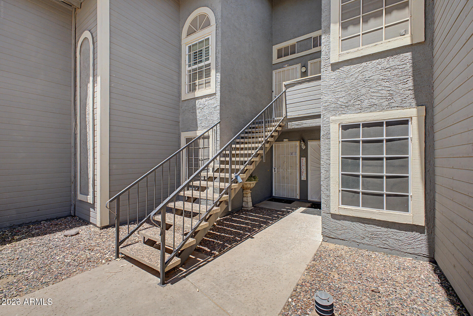 255 S KYRENE Road 117