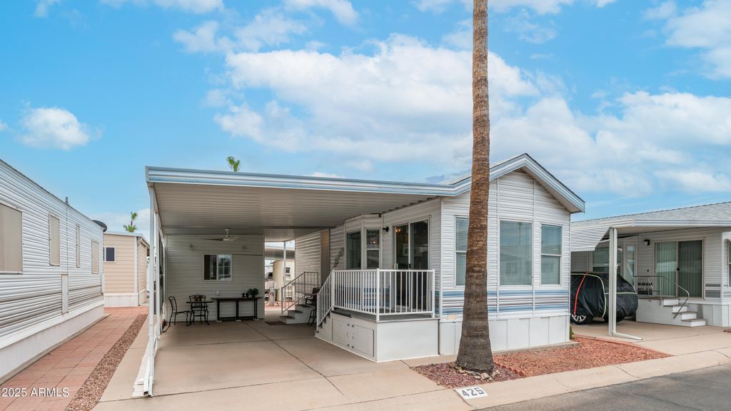 Photo of 425 Ironstone Drive, Apache Junction, AZ 85119 (MLS # 6905989)