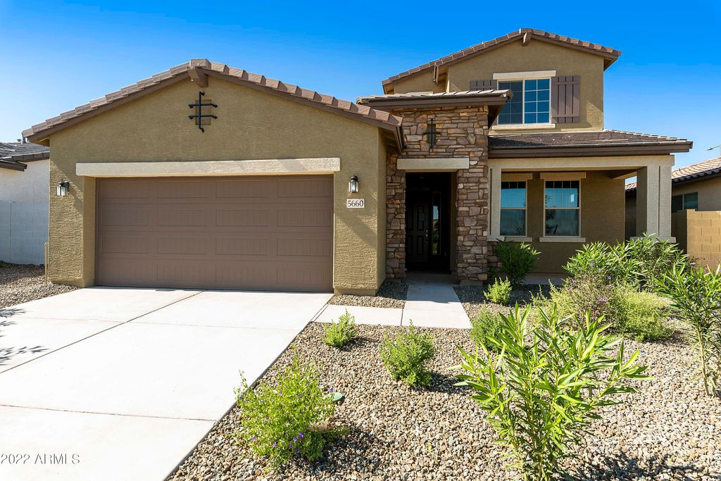 Photo of 5660 N 188th Lane, Litchfield Park, AZ 85340 (MLS # 6896889)