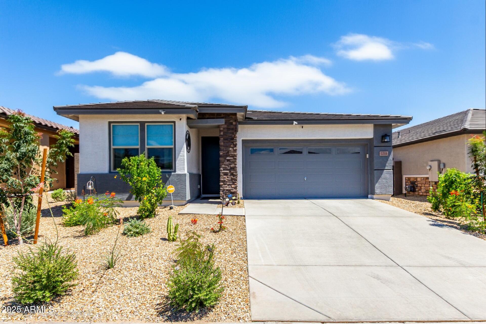 17311 W DESERT SAGE Drive