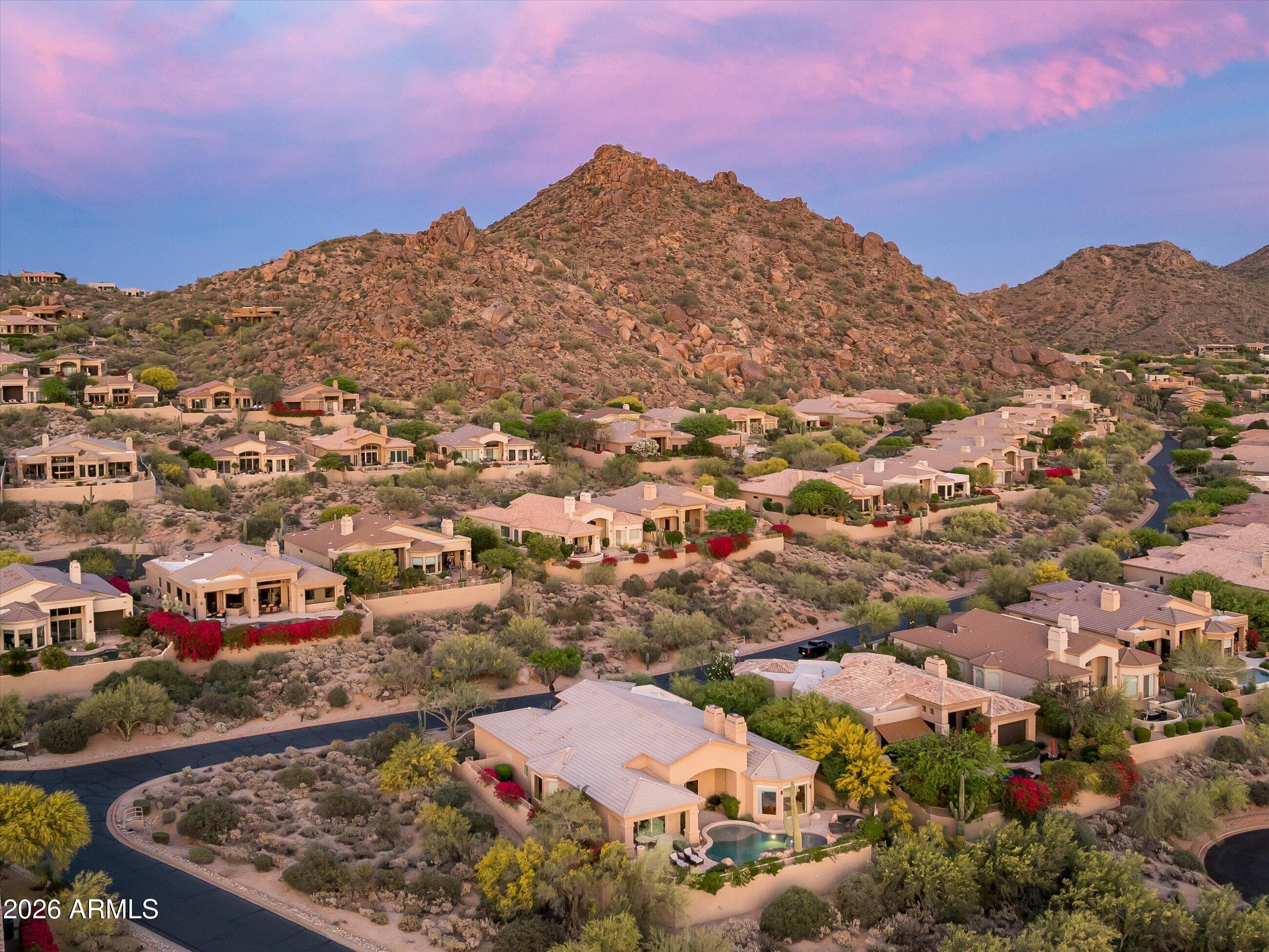 11011 E DE LA O Road