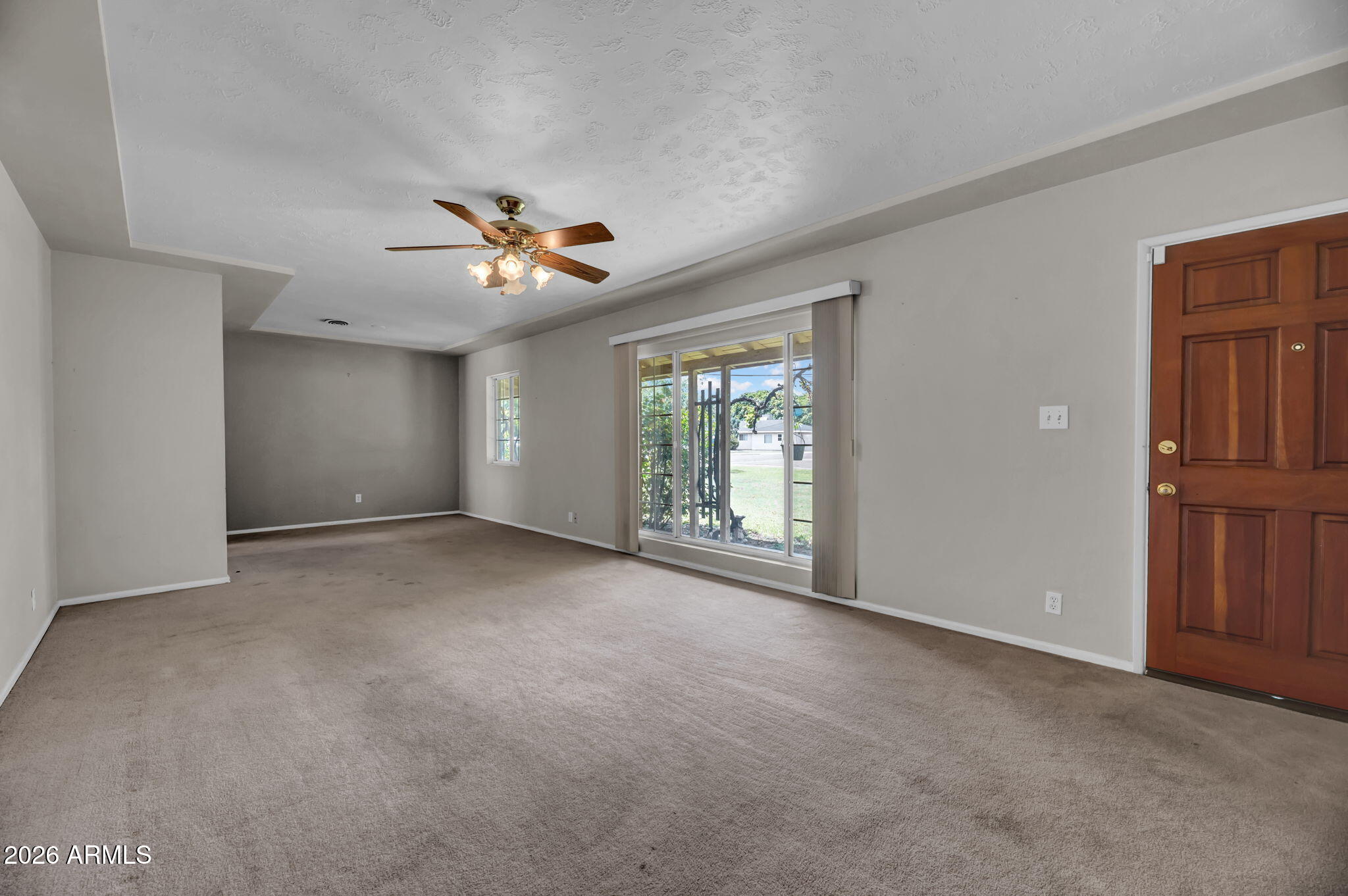 3101 E MARIPOSA Street