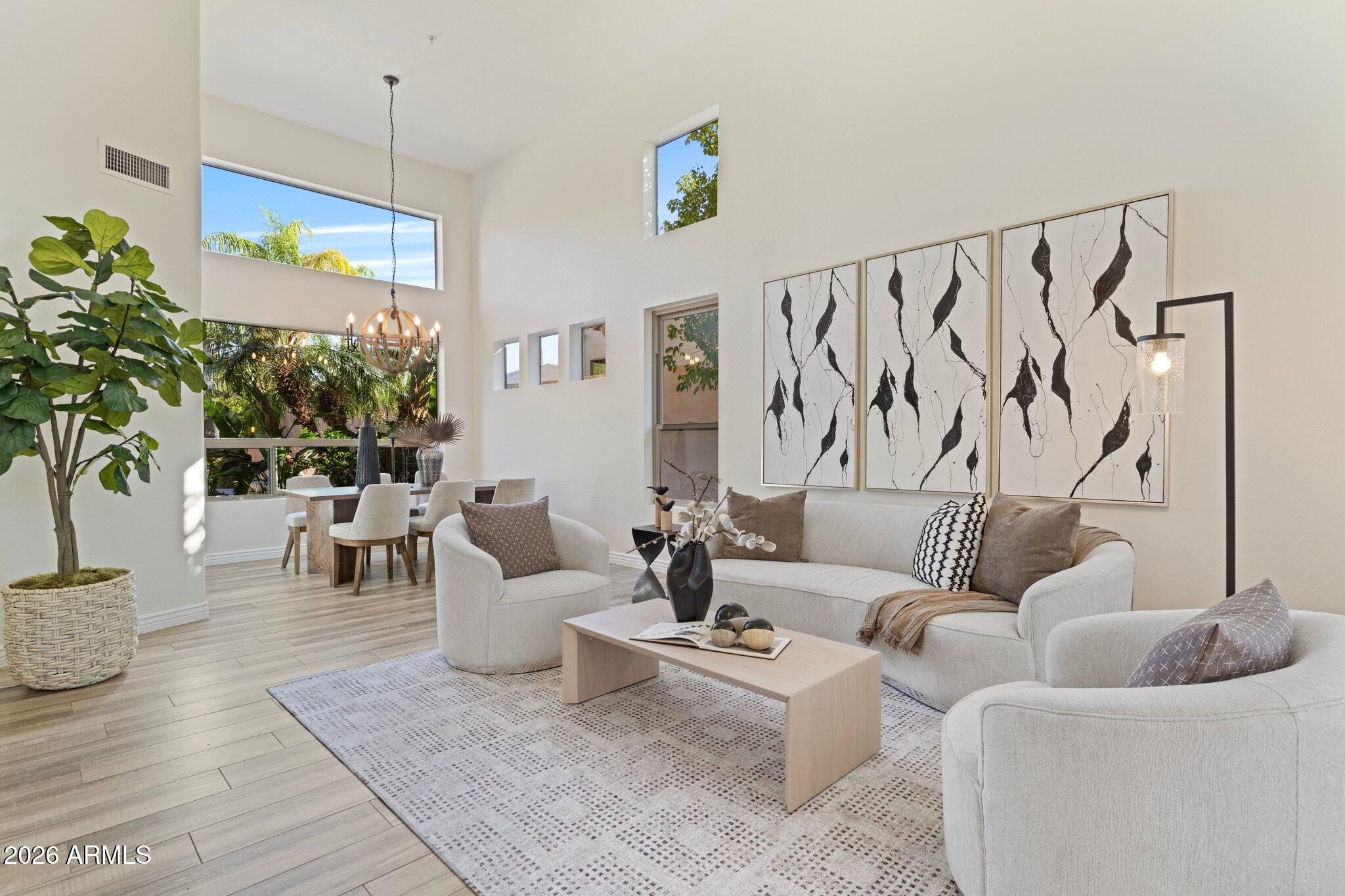 9058 E CASITAS DEL RIO Drive