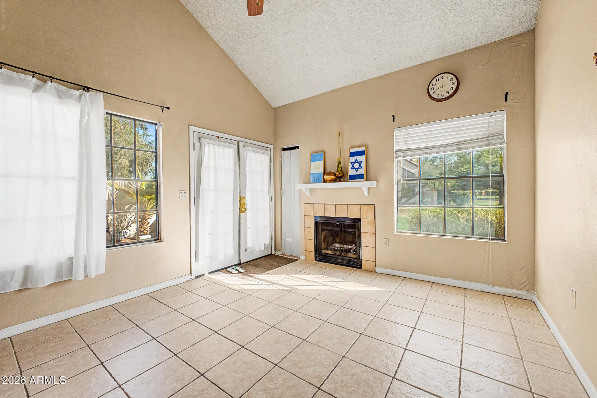 602 N MAY Street 115