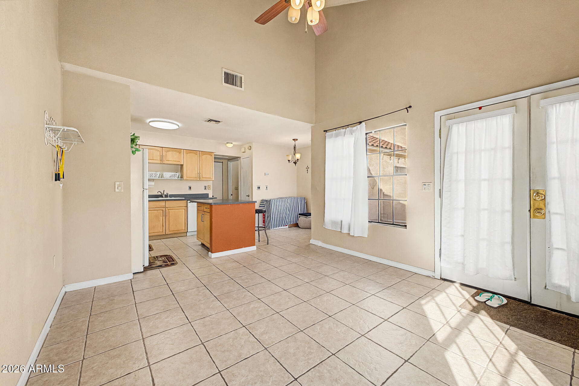 602 N MAY Street 115